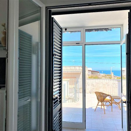 Attico Maestrale Villa Torre dell'Orso Esterno foto