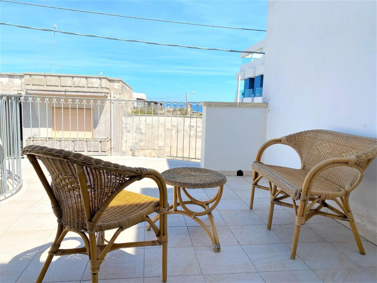 Attico Maestrale Villa Torre dell'Orso Esterno foto