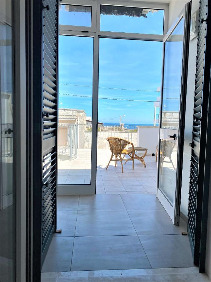 Attico Maestrale Villa Torre dell'Orso Esterno foto
